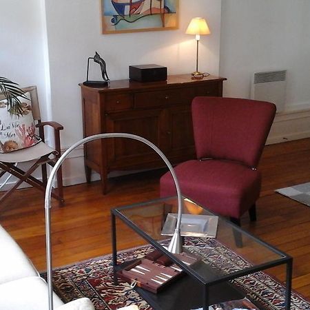 Beaune City Suite Номер фото